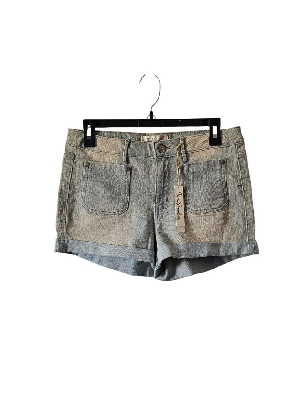 True Freedom Light Wash Cuffed Jean Midi Shorts Size 7 Mid Rise